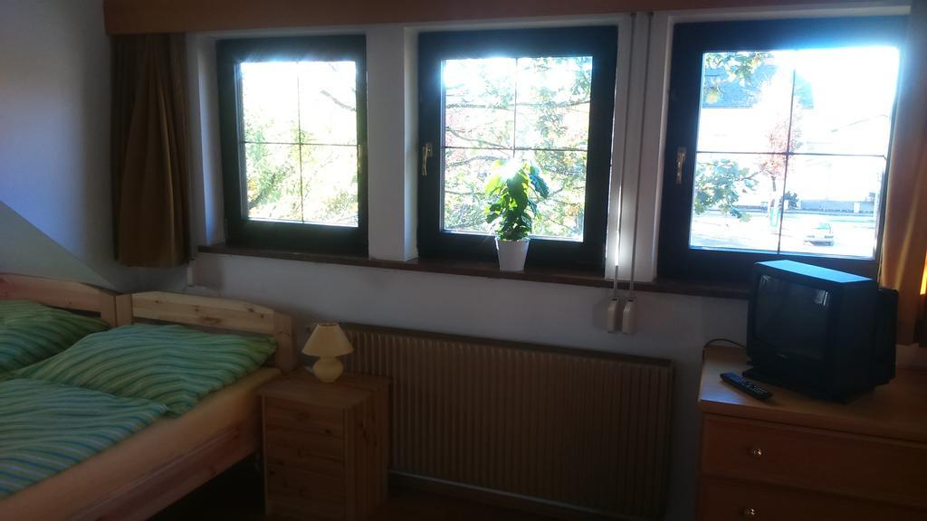 Haus Ruf Apartment วินดิชการ์สเทิน ภายนอก รูปภาพ